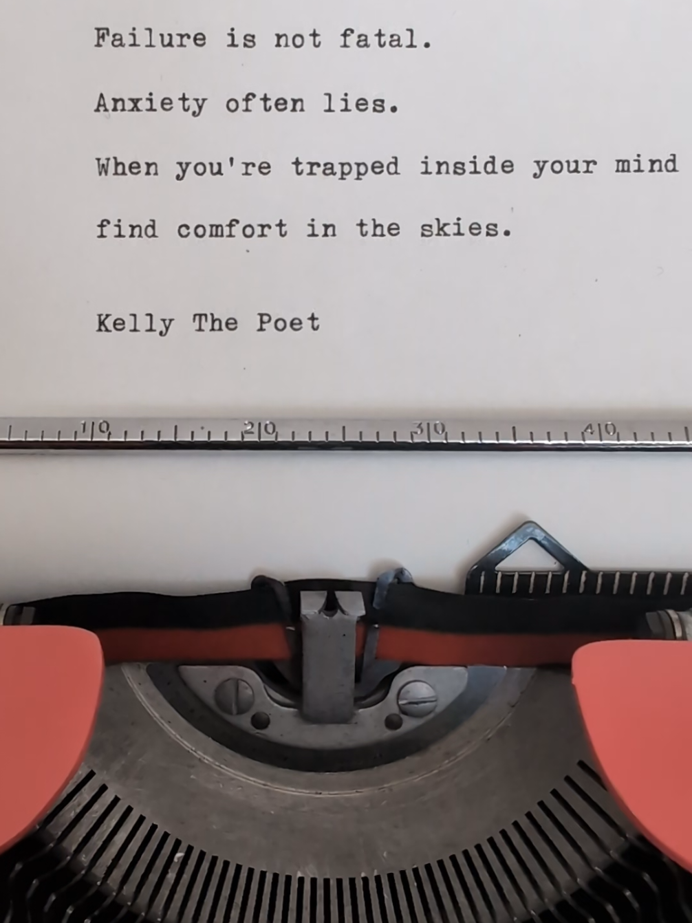 @Kelly The Poet 🖋️🖌️