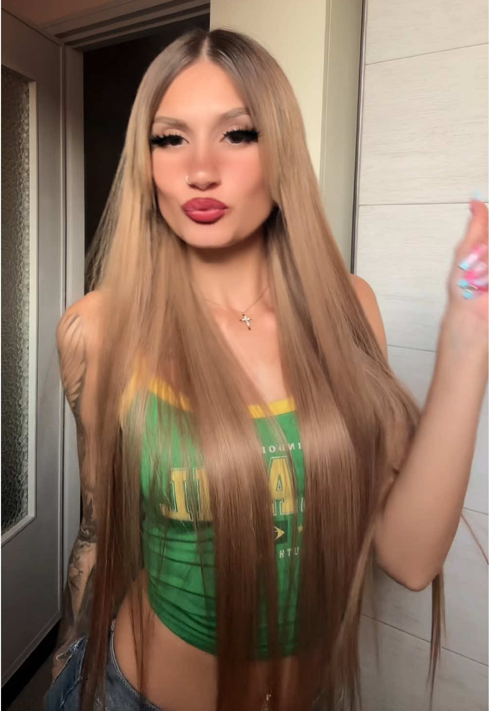 @desyyy