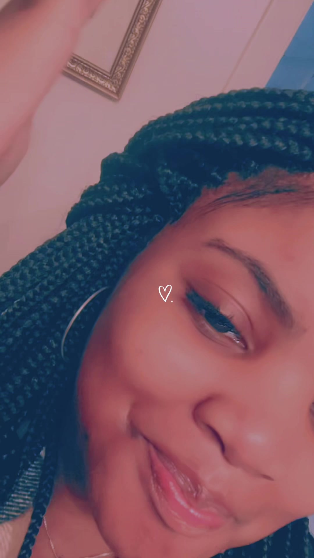 @Nia