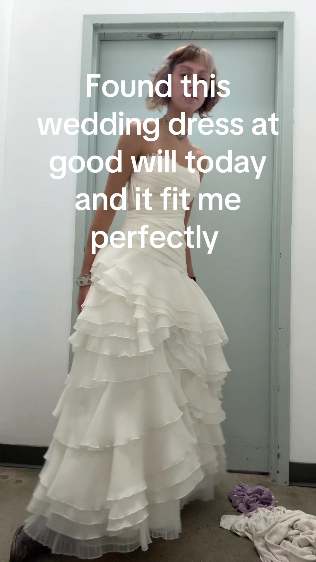 @AVA