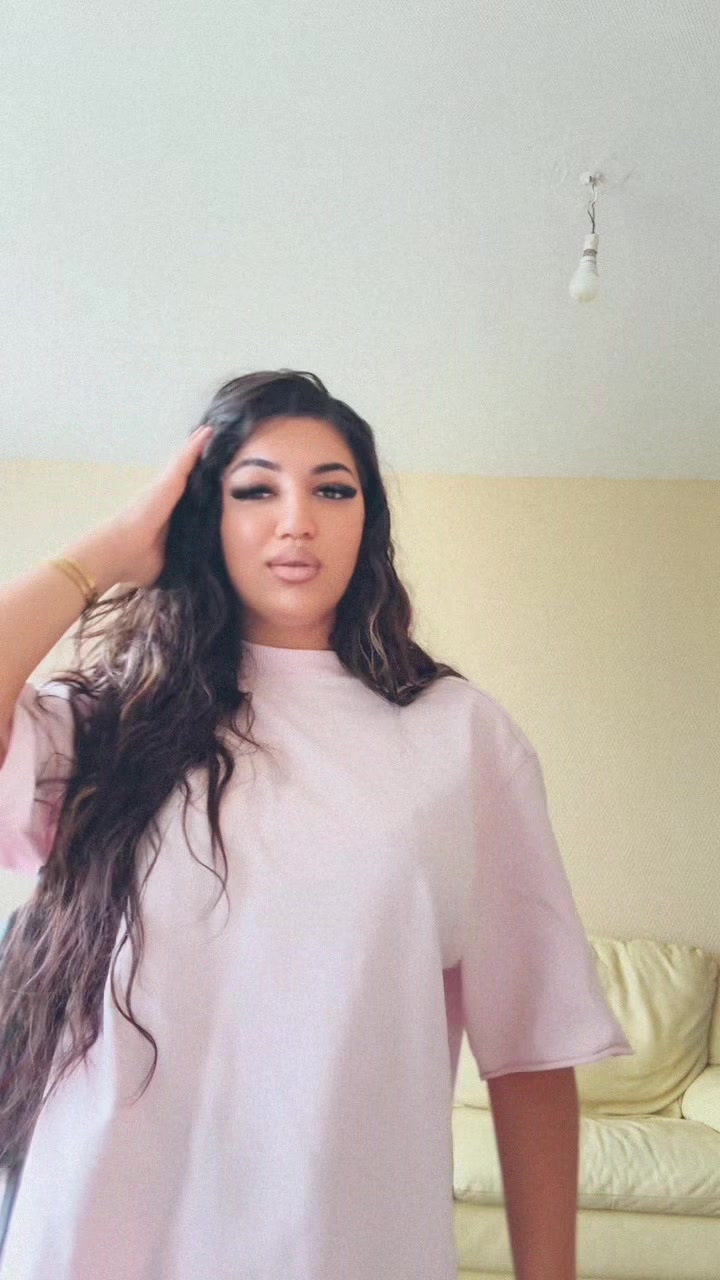 @🌸 𝓐𝓷𝓽𝓸𝓷𝓲𝓪 🌸