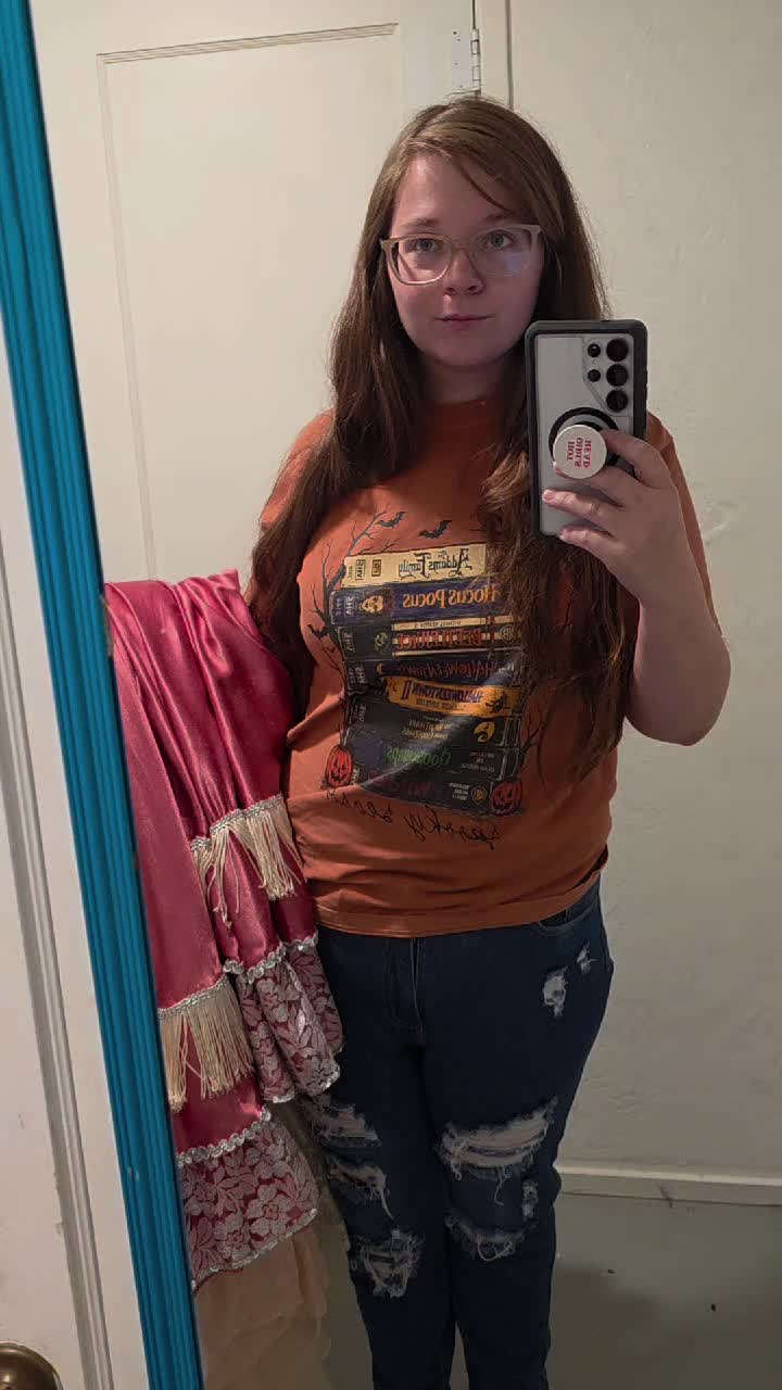 @✨️👗📚Kassidy Dufault📚 👗 ✨️