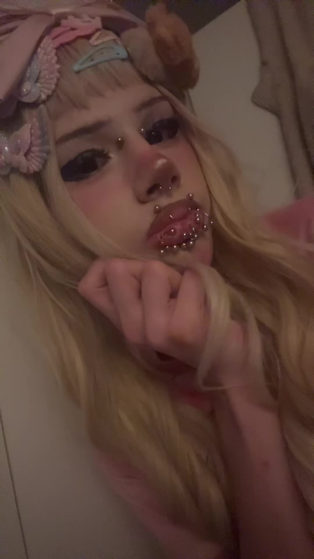 @kissym0lly