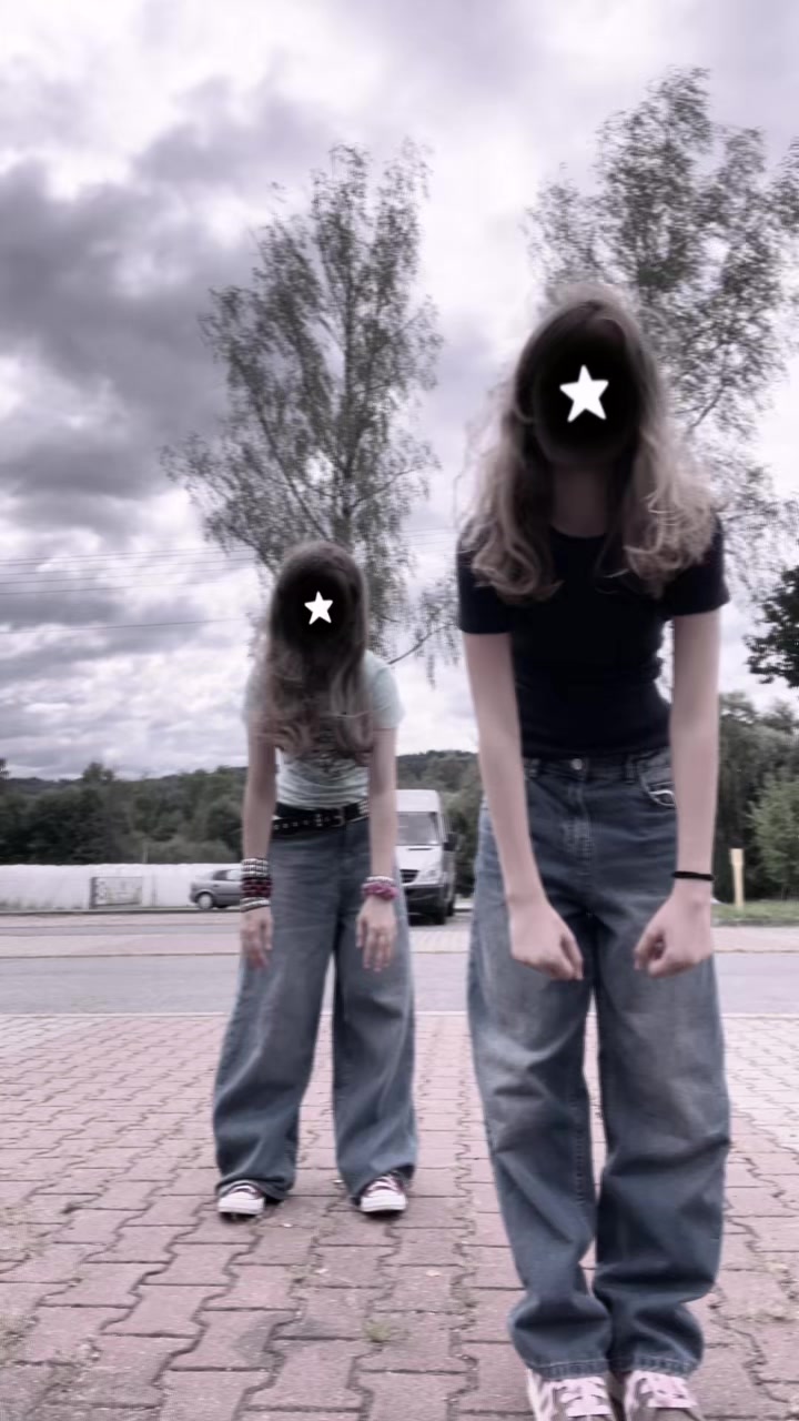 @(T_T)