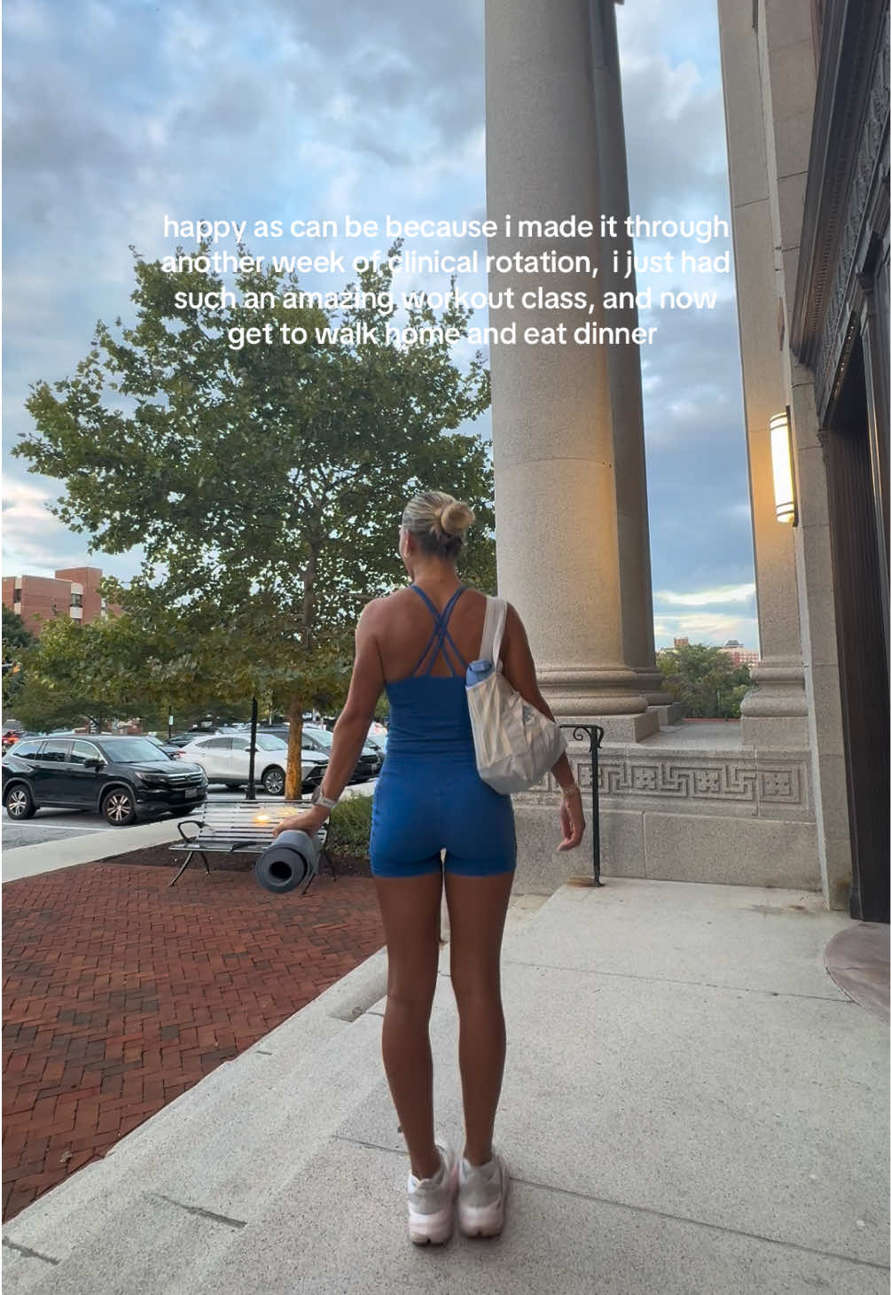 @chloe | running & pt student