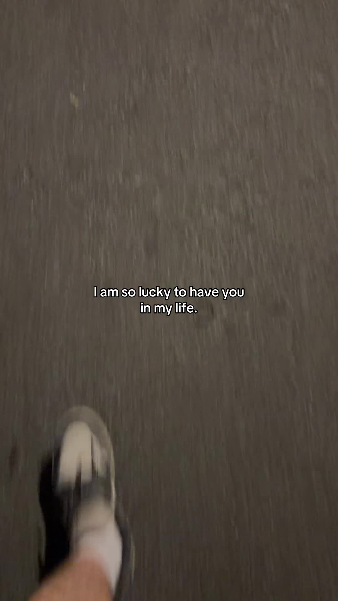 @Laazyy
