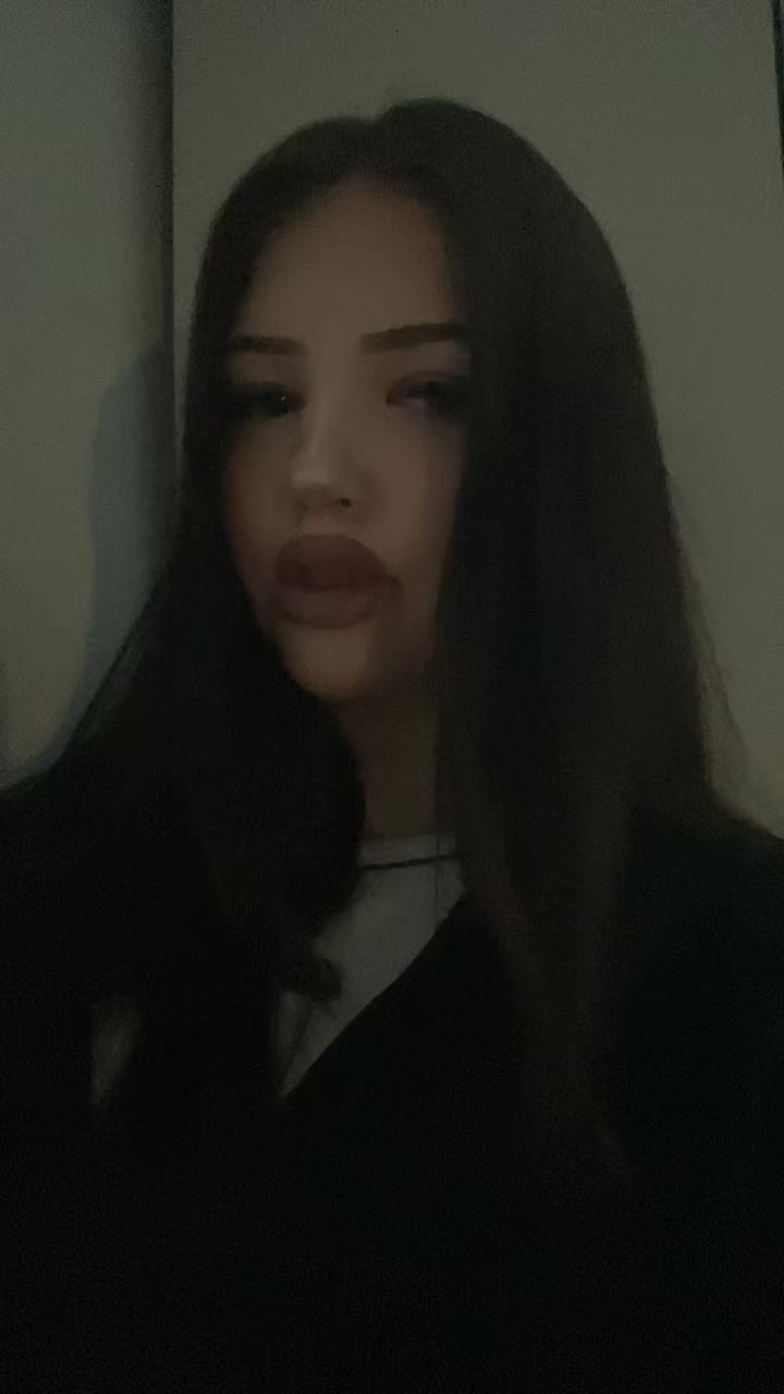 @🍷