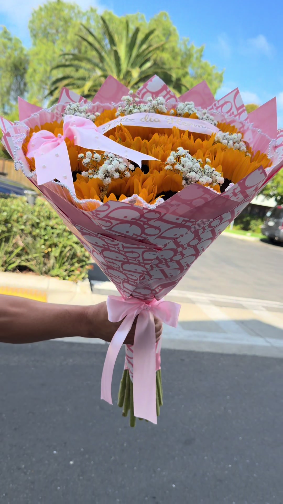 @Bouquets By Yury
