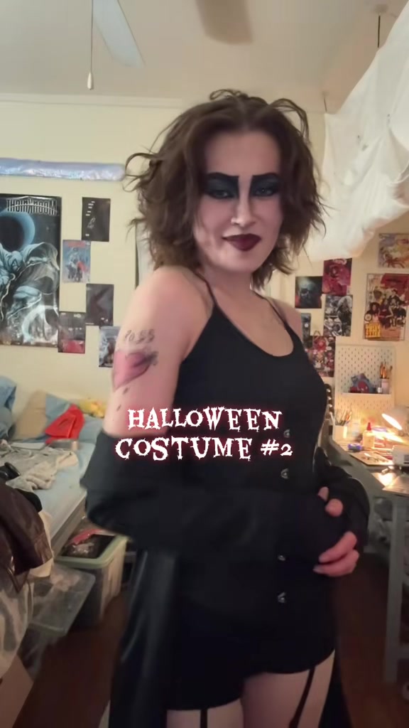 @Ty Moon | Cosplayer & Artist