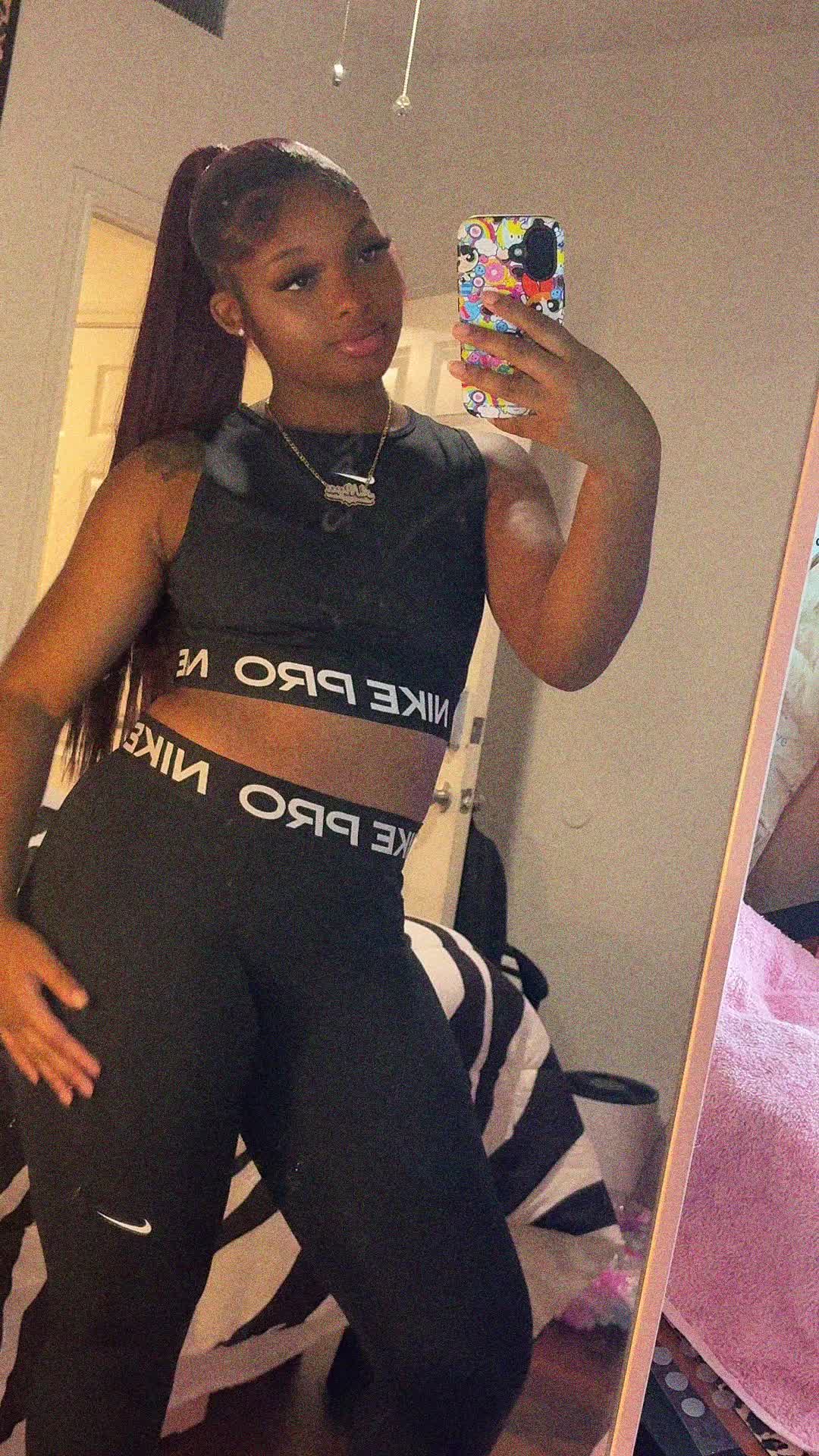 @niyamarieee__