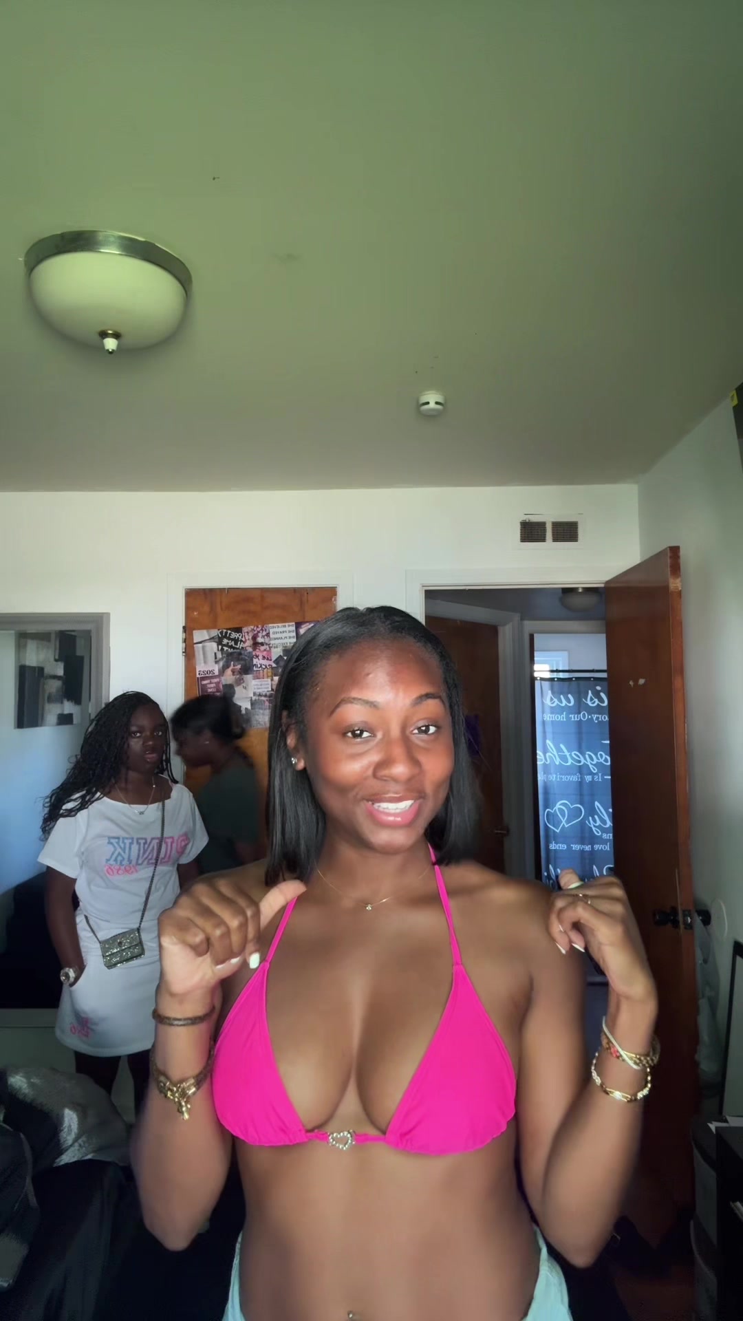 @SHANIAMONAEEEE