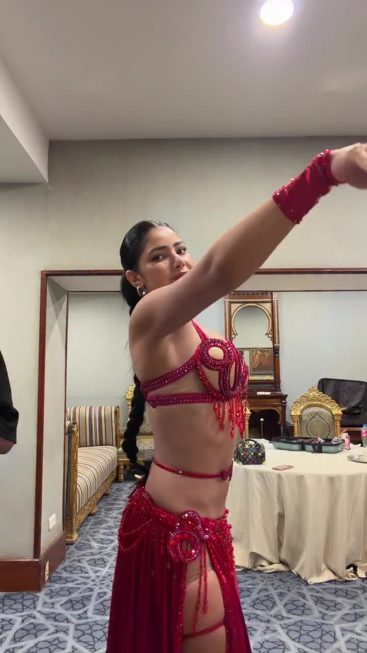 @mariana🇨🇴🇷🇴🇭🇺