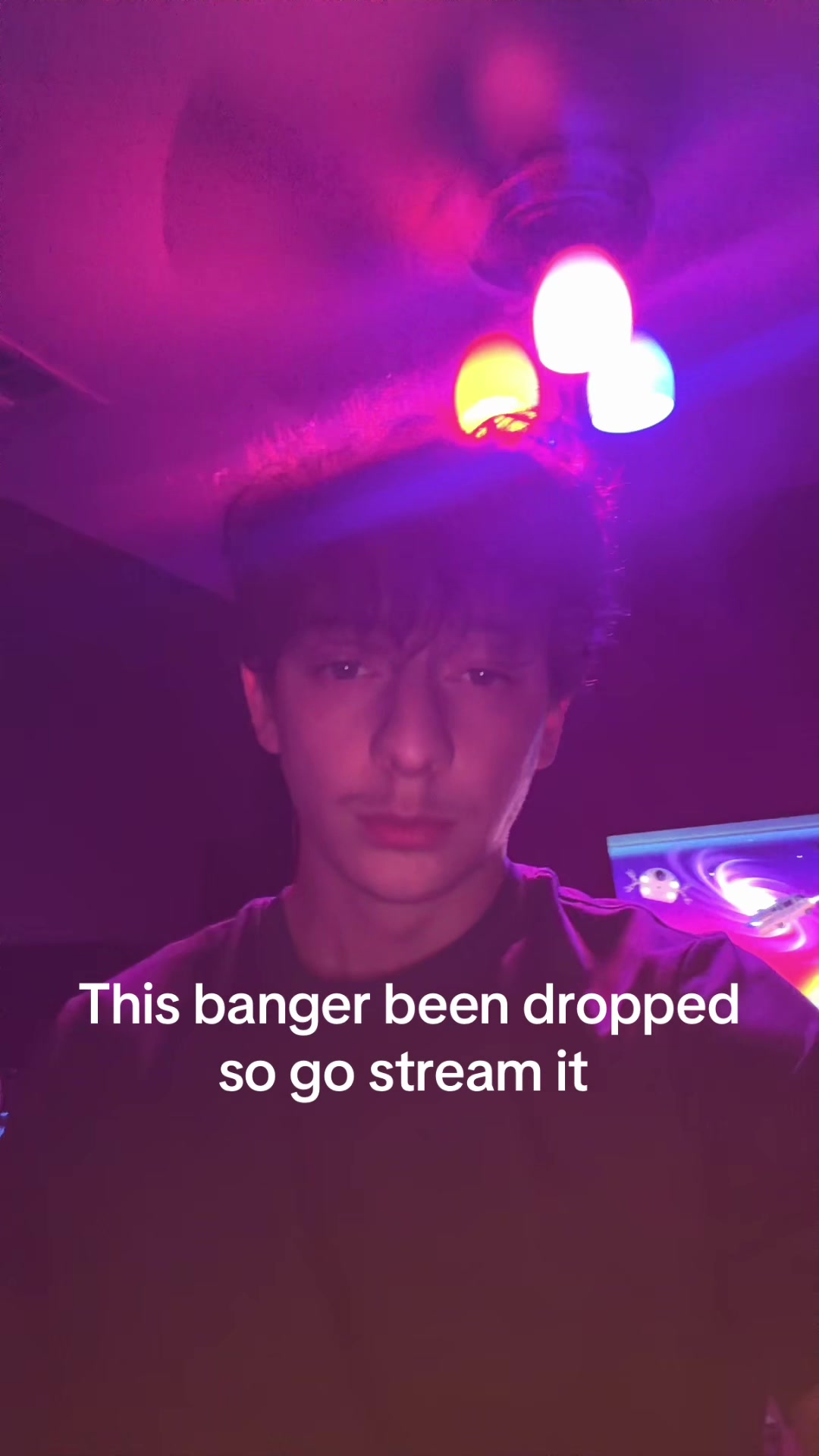 @6undr