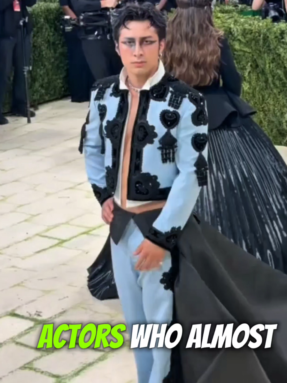 @Celebrities Facts