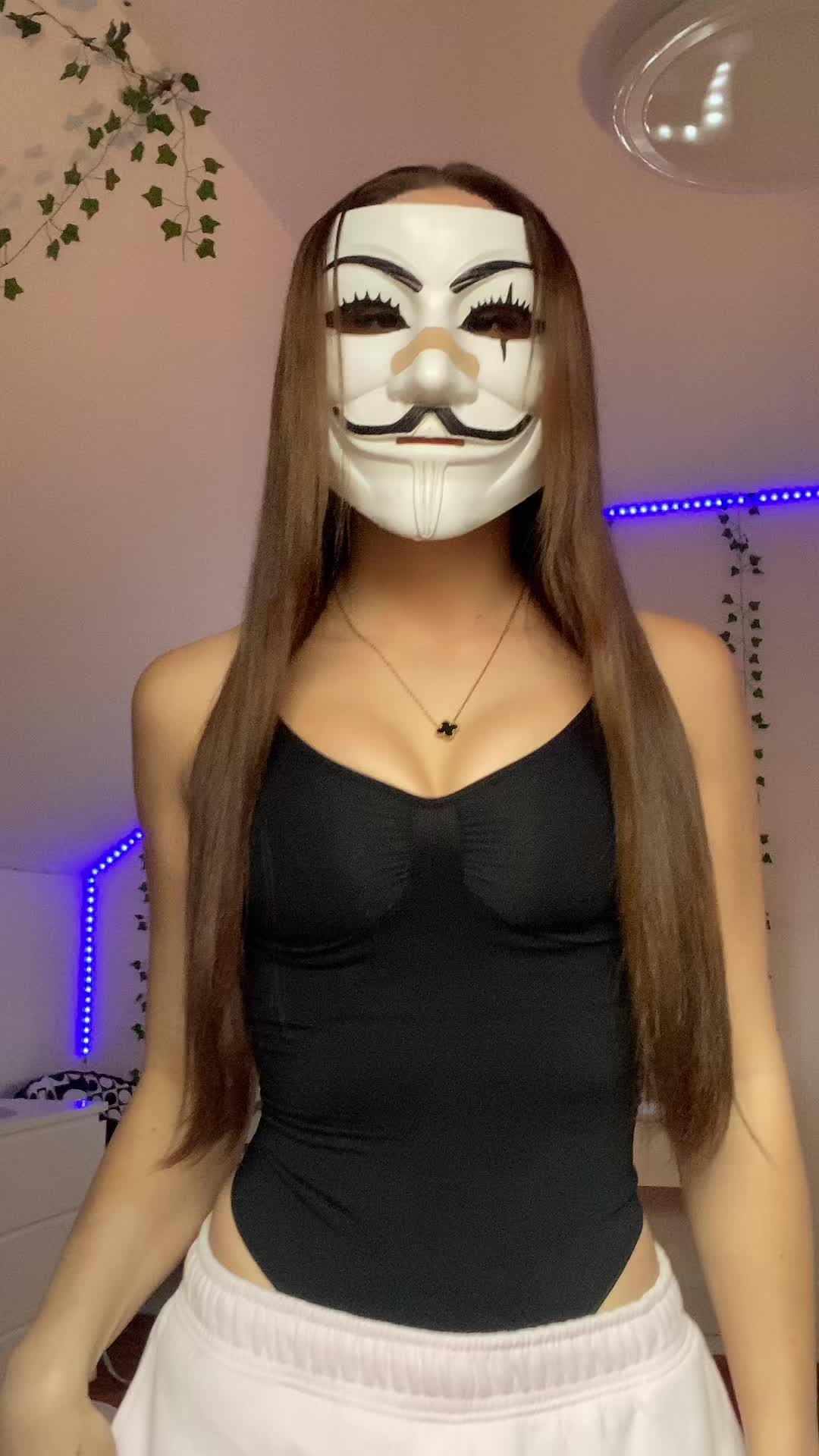 @𝐇𝐀𝐍𝐍𝐀🎀