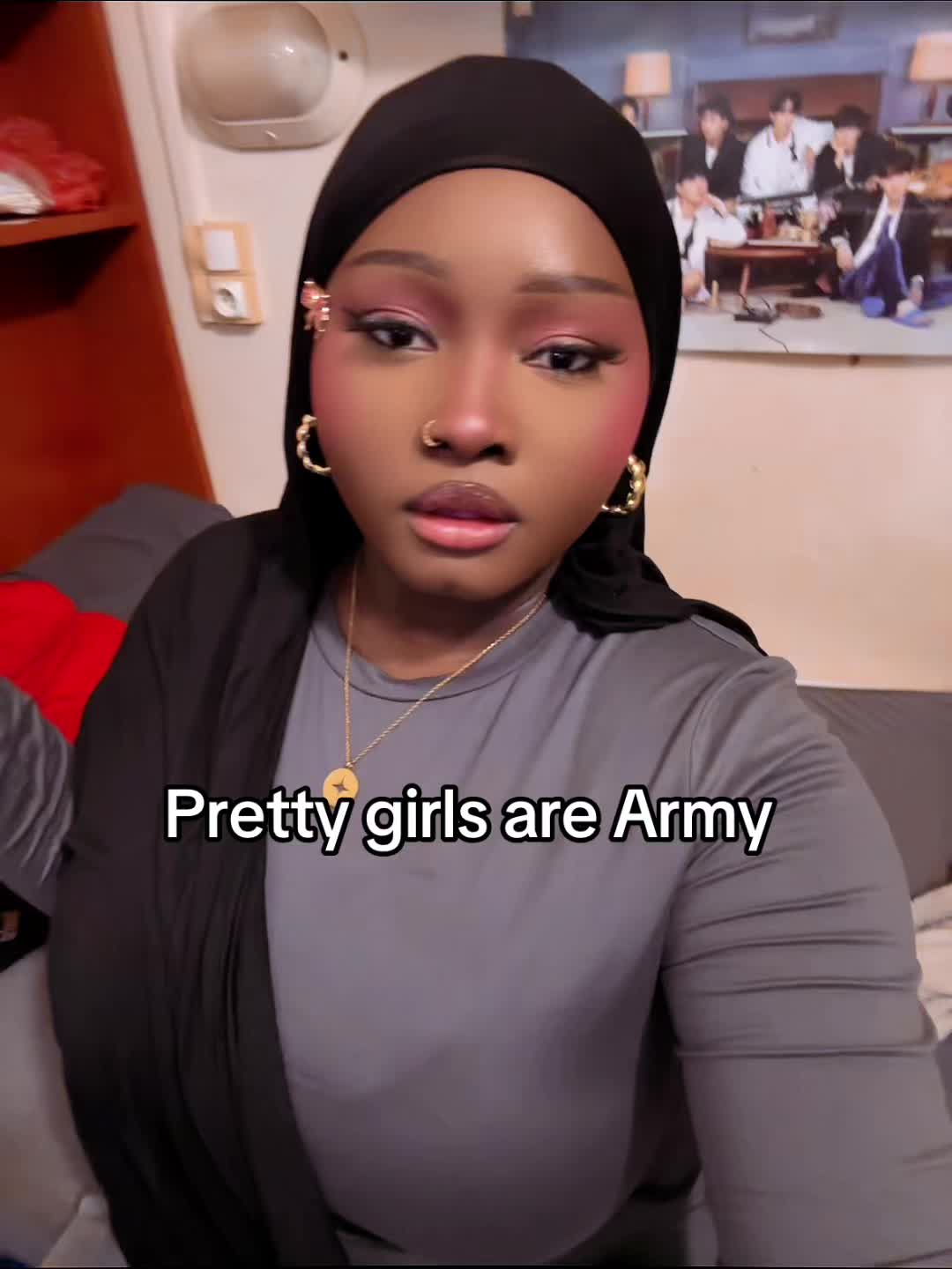 @ST✰RGIRL⟭⟬⌖