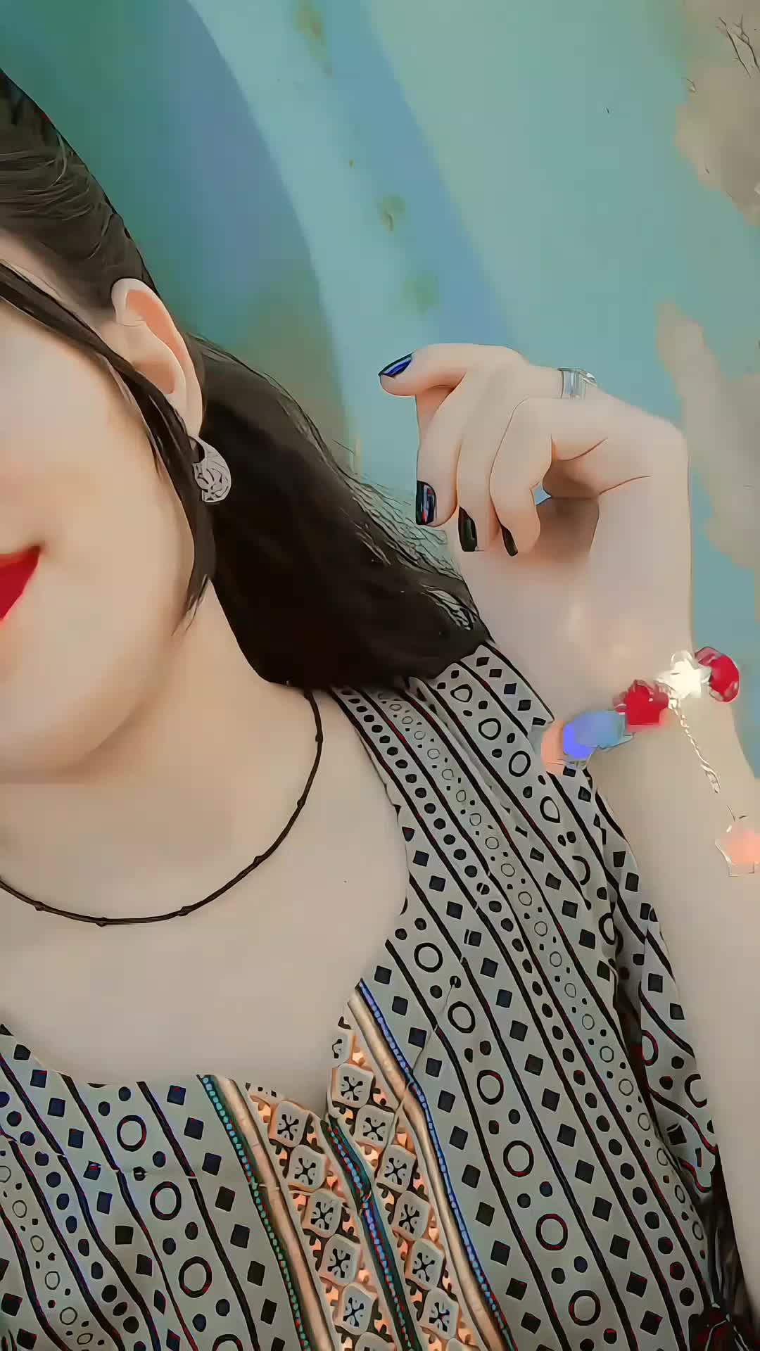 @༺ 🍁𝑬𝒚𝒆𝒔 𝒒𝒖𝒆𝒆𝒏🍁 ༻