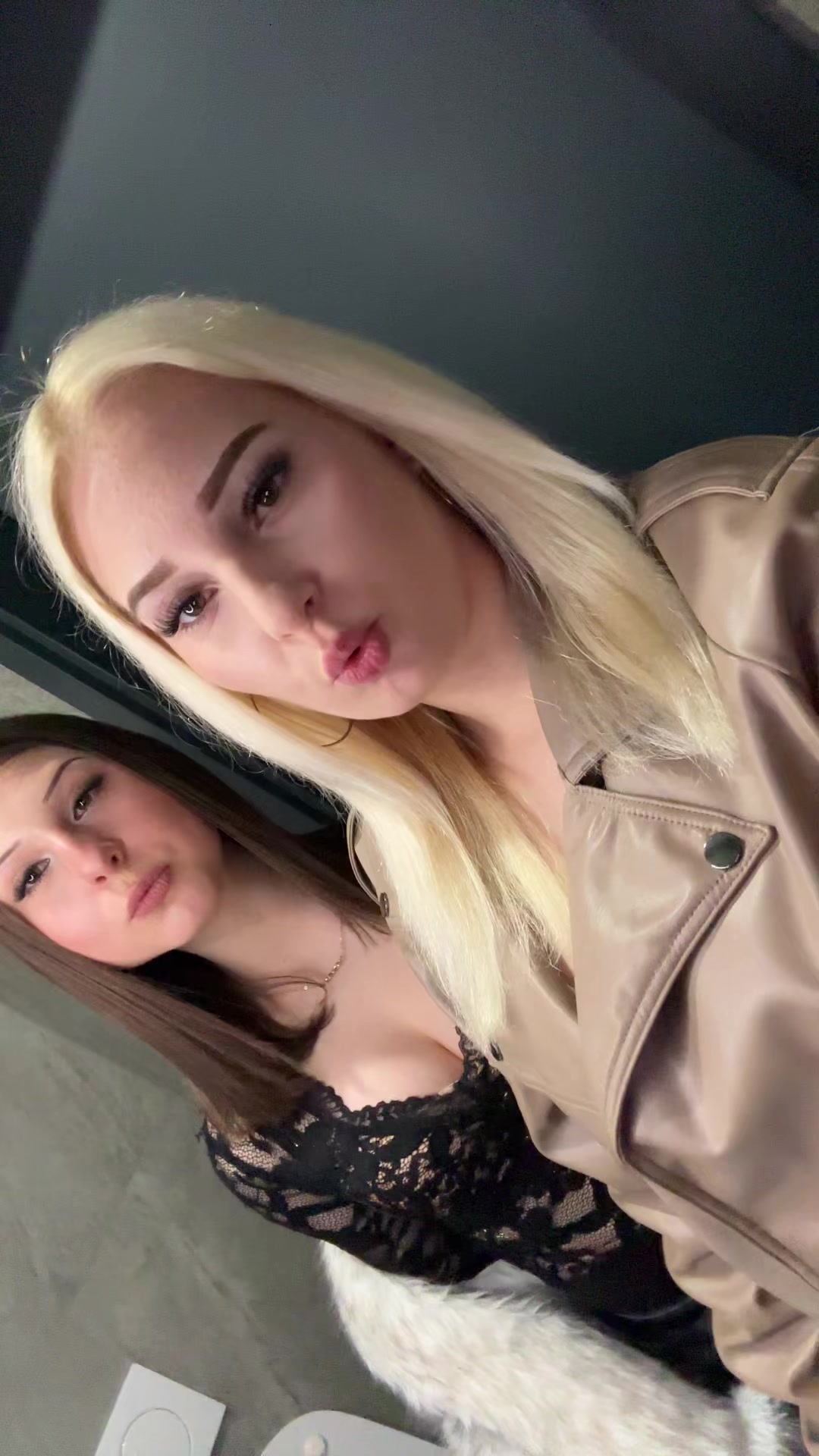 @👸🏼