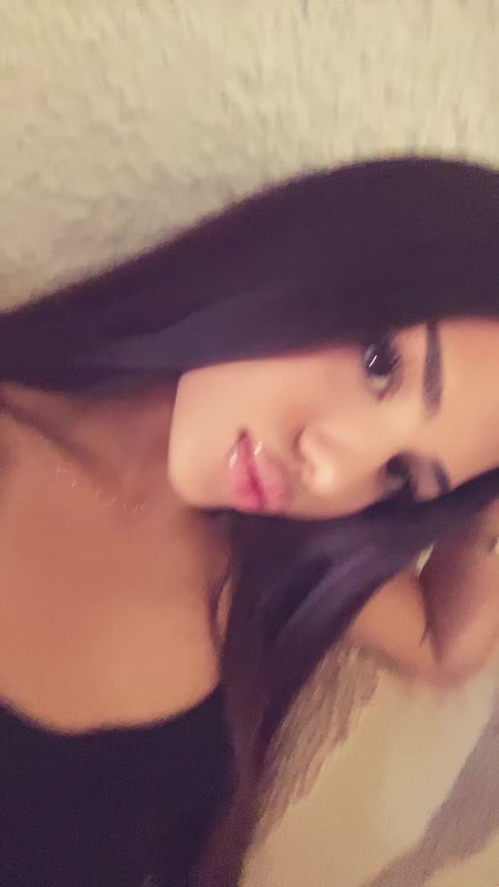 @𝒞𝓇𝒾𝓈𝓉𝒾𝓃𝒶🐆