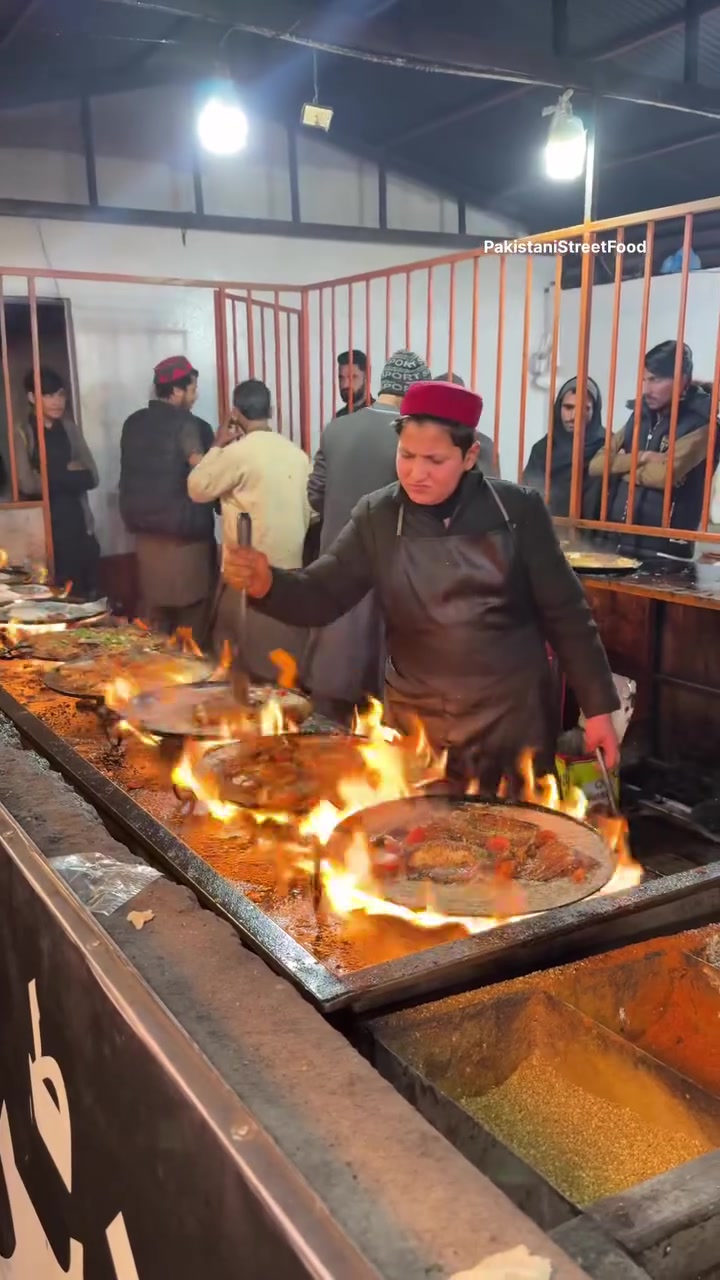 @wefoodiepk