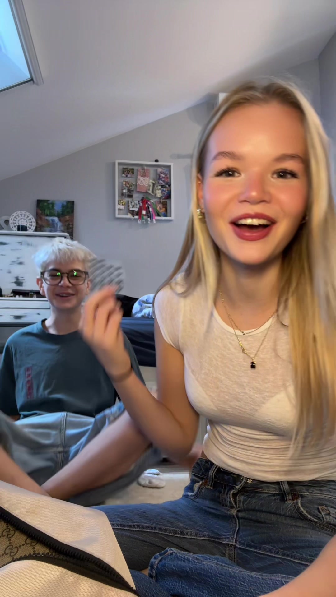 @Szonja