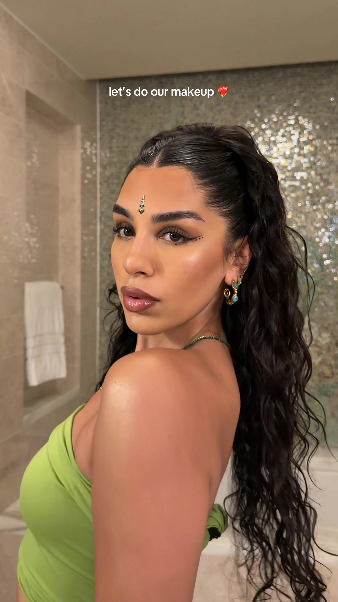 @Juju 🧘🏽&zwj;♀️🎧🤎✨