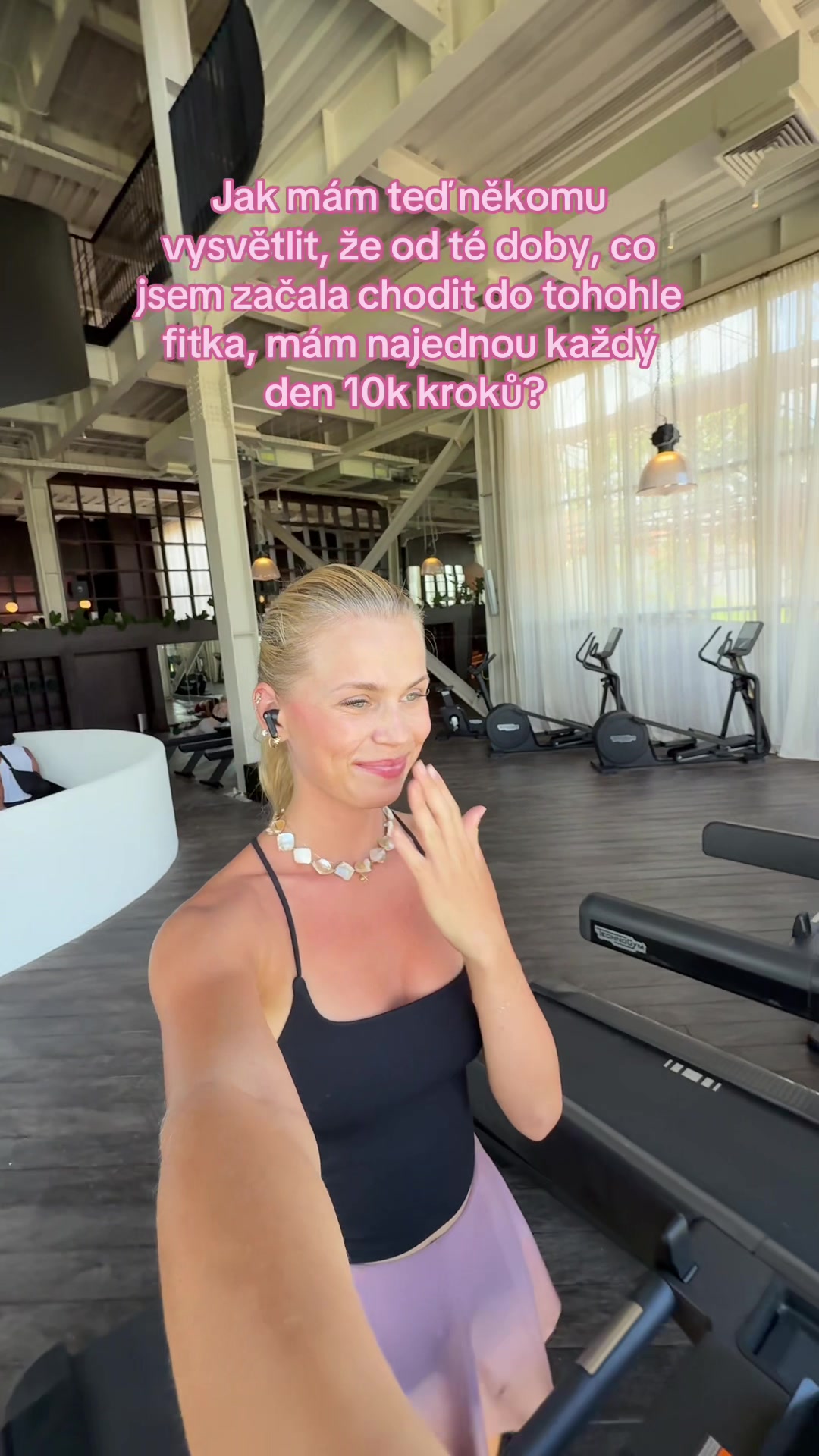 @Anna Belanikova