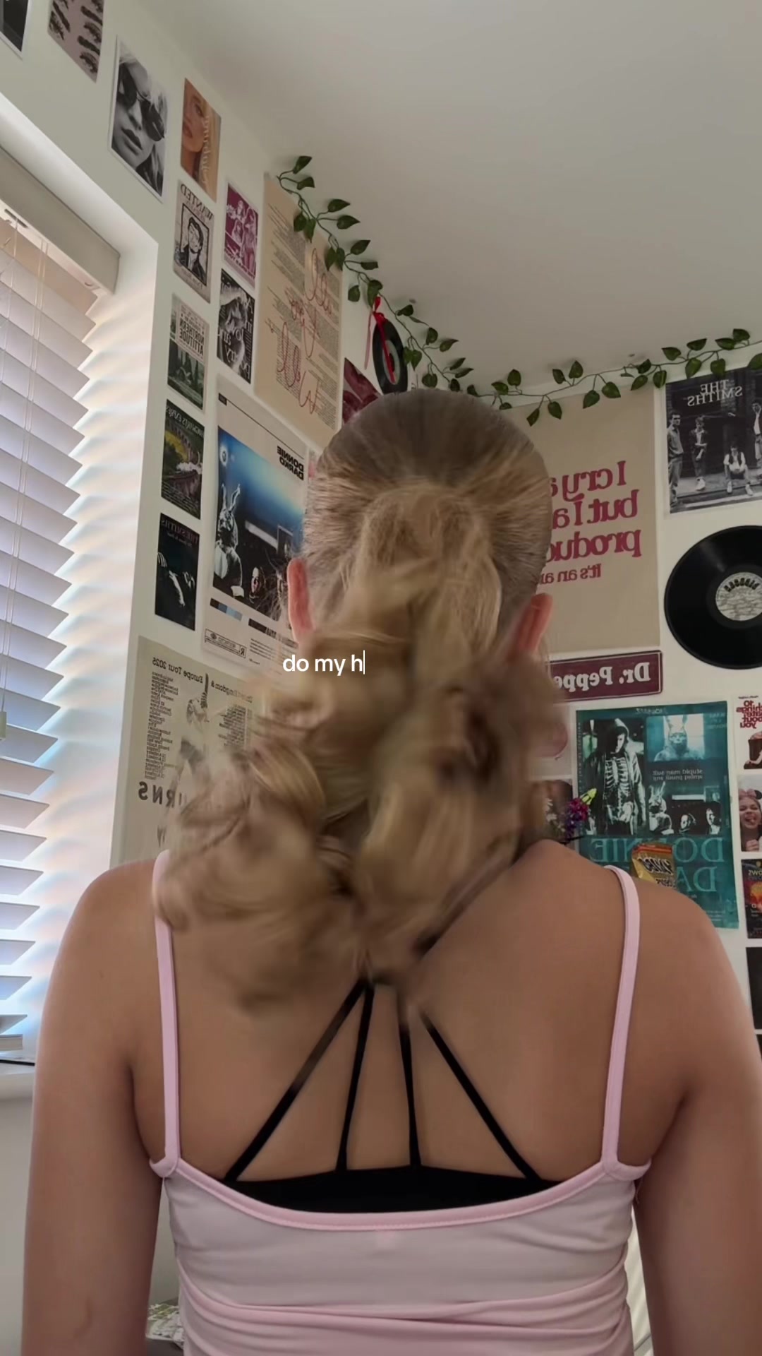 @W I L L O W ๐