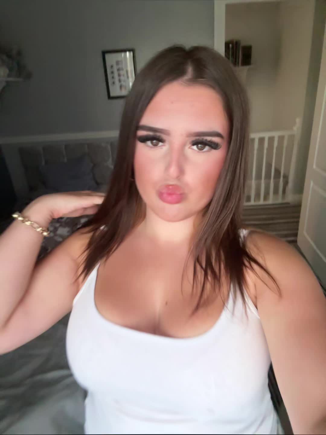@laceymaerennie0