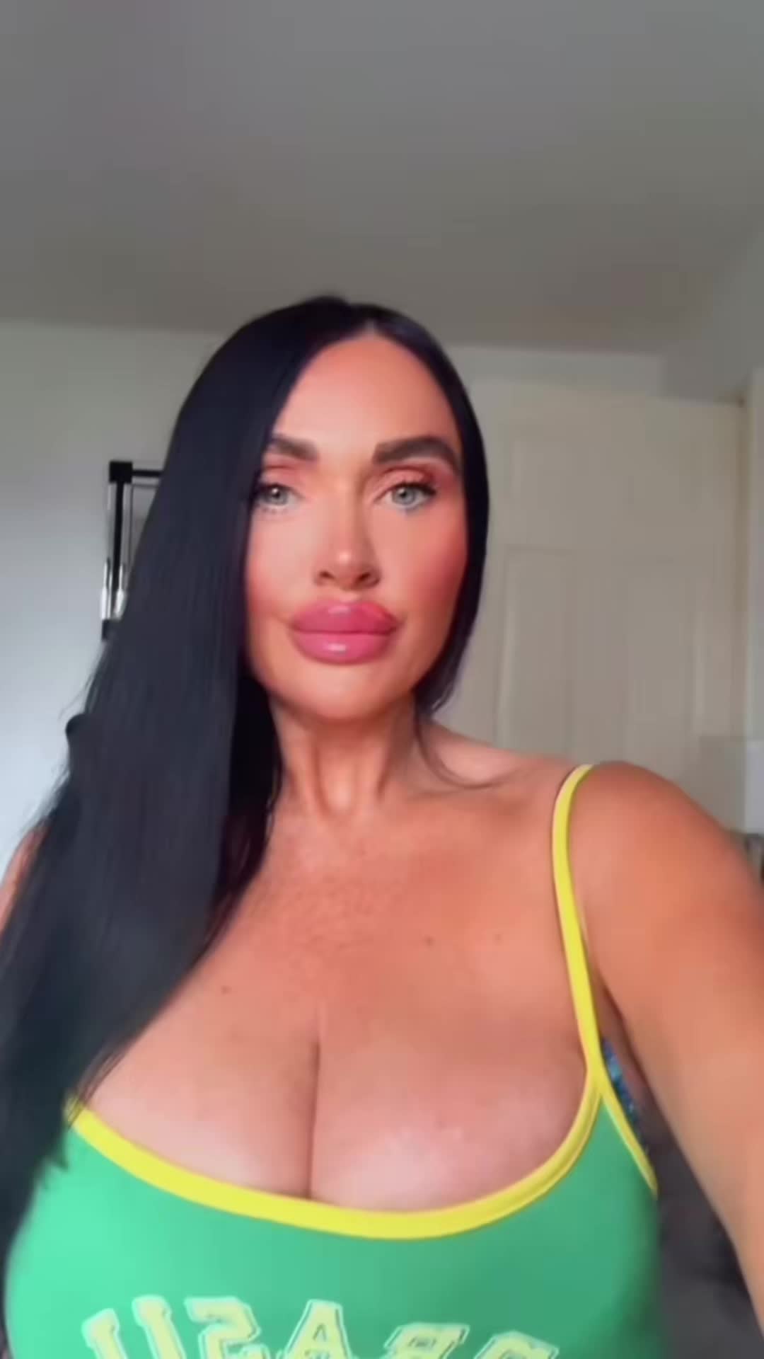 @katie_xstormi
