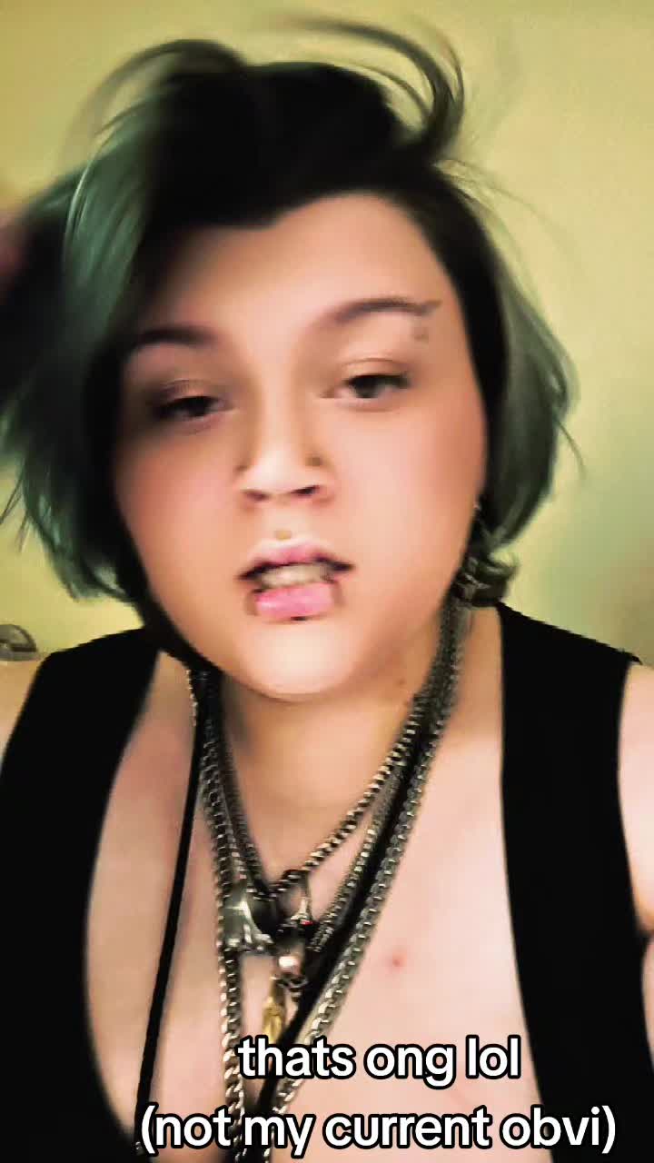 @damages_wifey