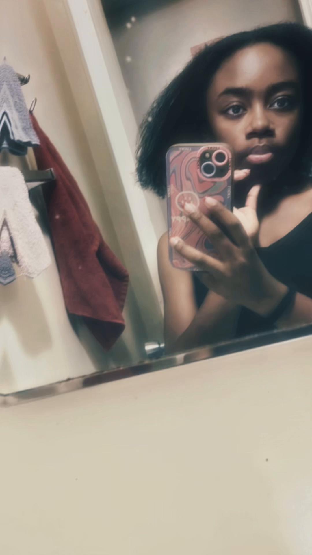 @Babygirl_riah