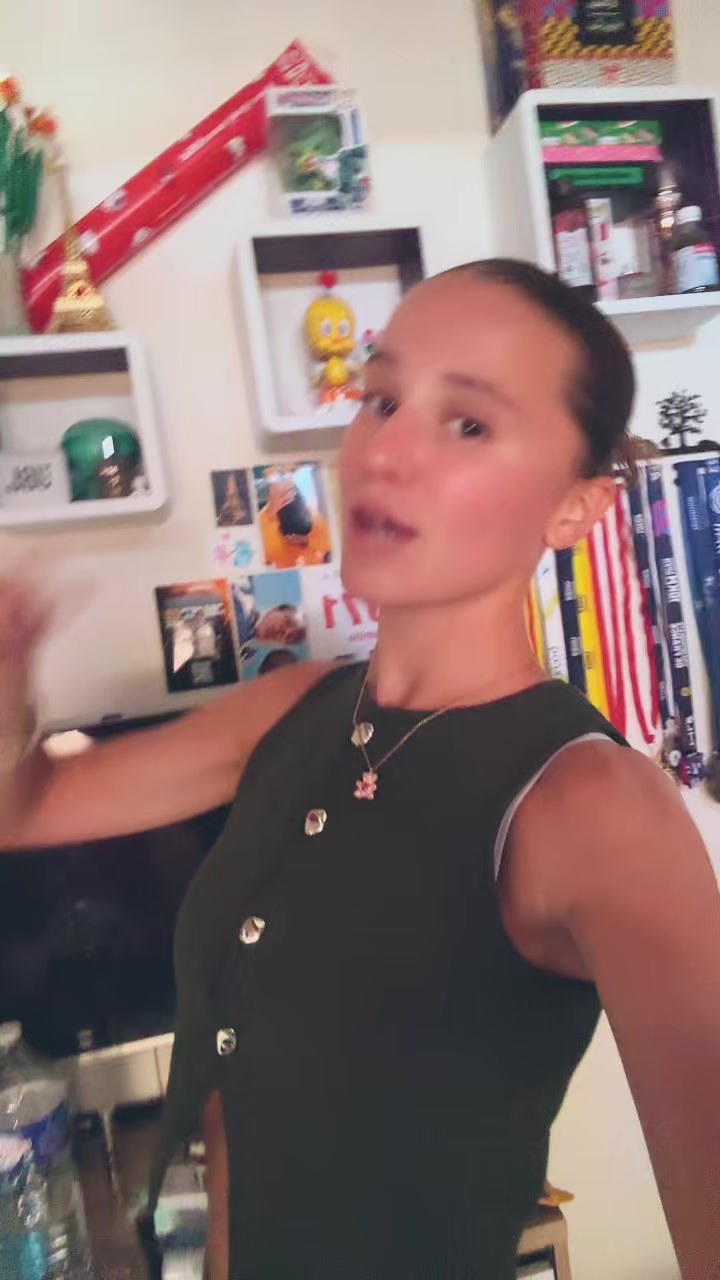 @camille_rochette