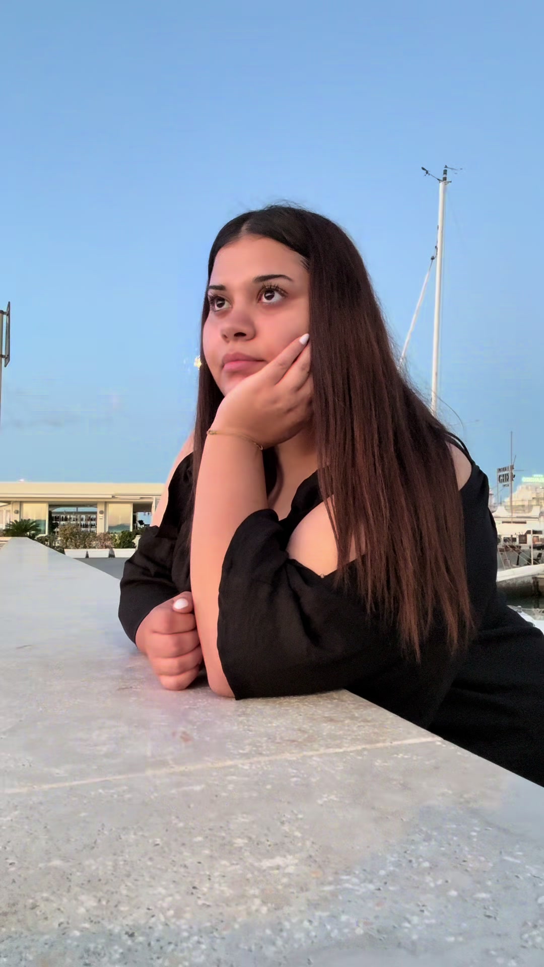 @Rí
