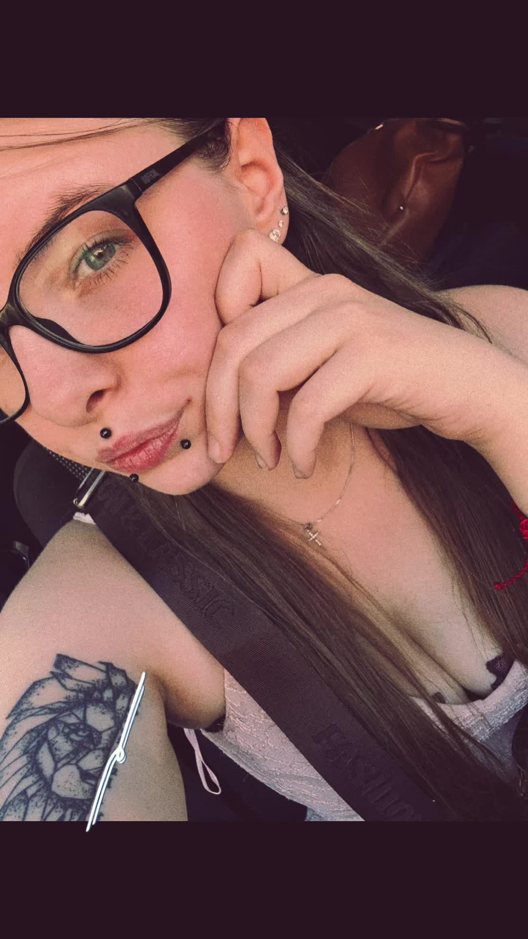 @desiUnSoo