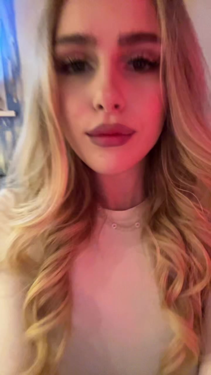 @Ариша Муравьёва