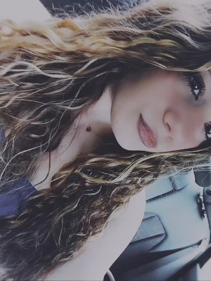 @𝓑𝓵𝓾𝓮𝓮