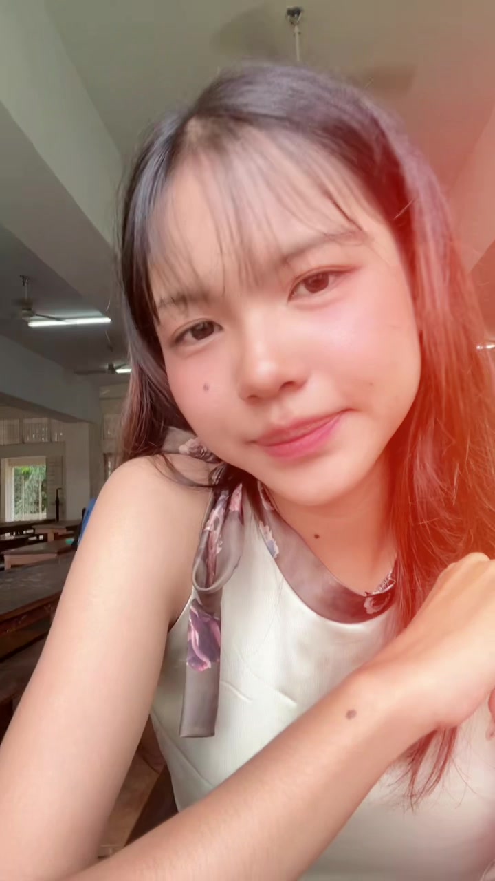 @HONEY🦦