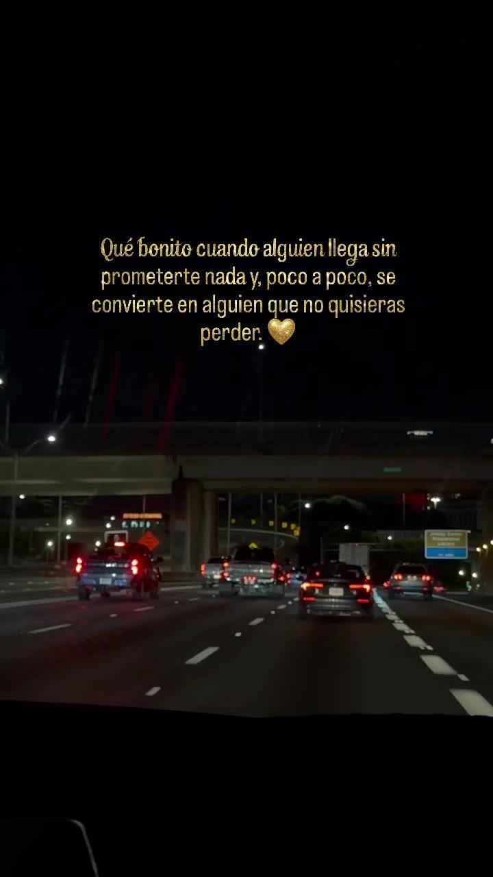 @DANIELA ♡🦇
