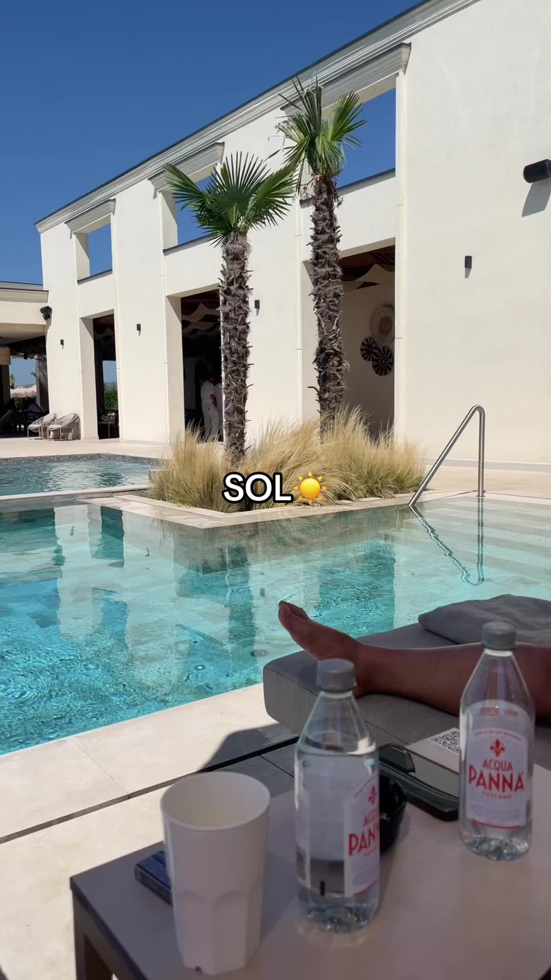@Riri