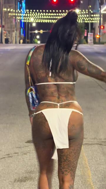@It&rsquo;s_Doll_Bitch