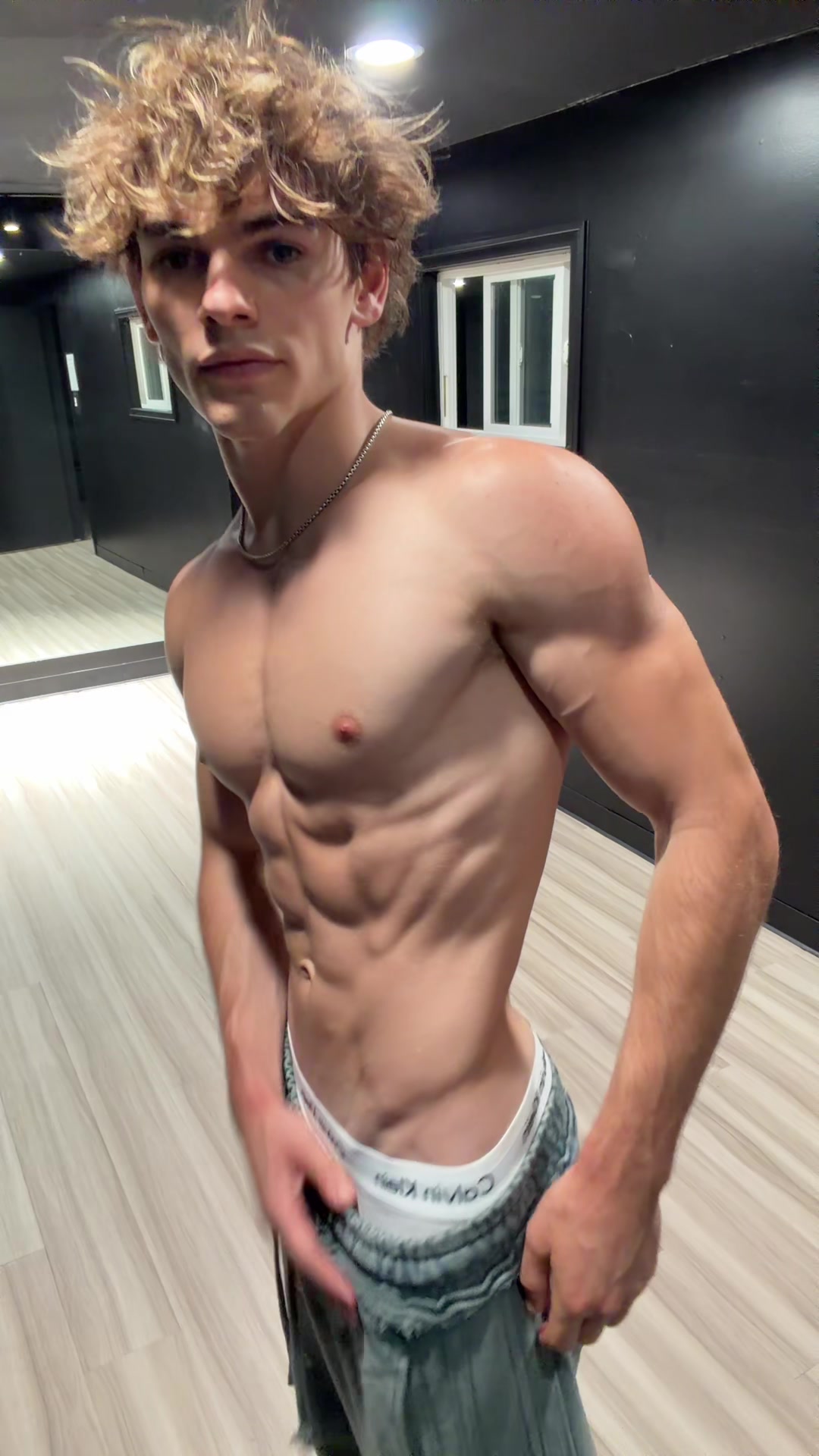 @Luca 🦮