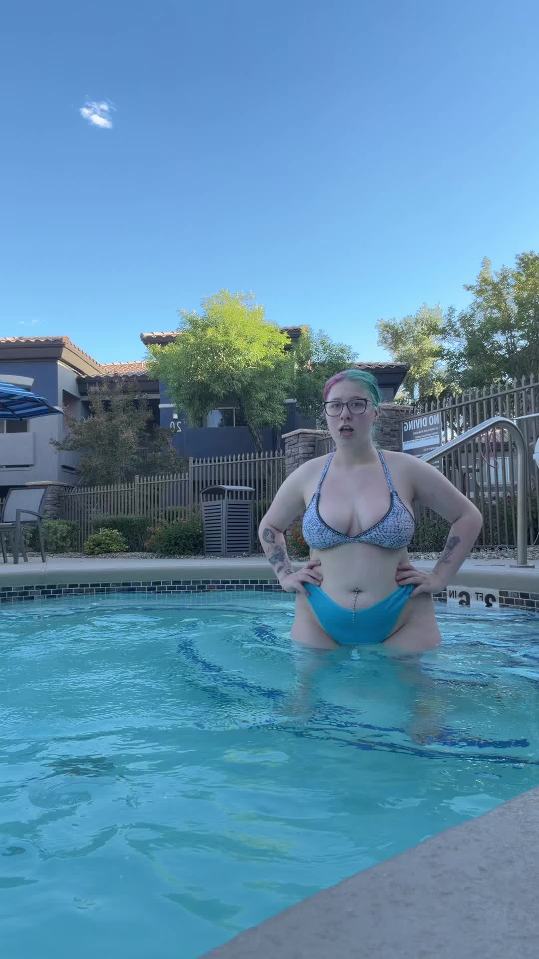 @Misspeachtea1