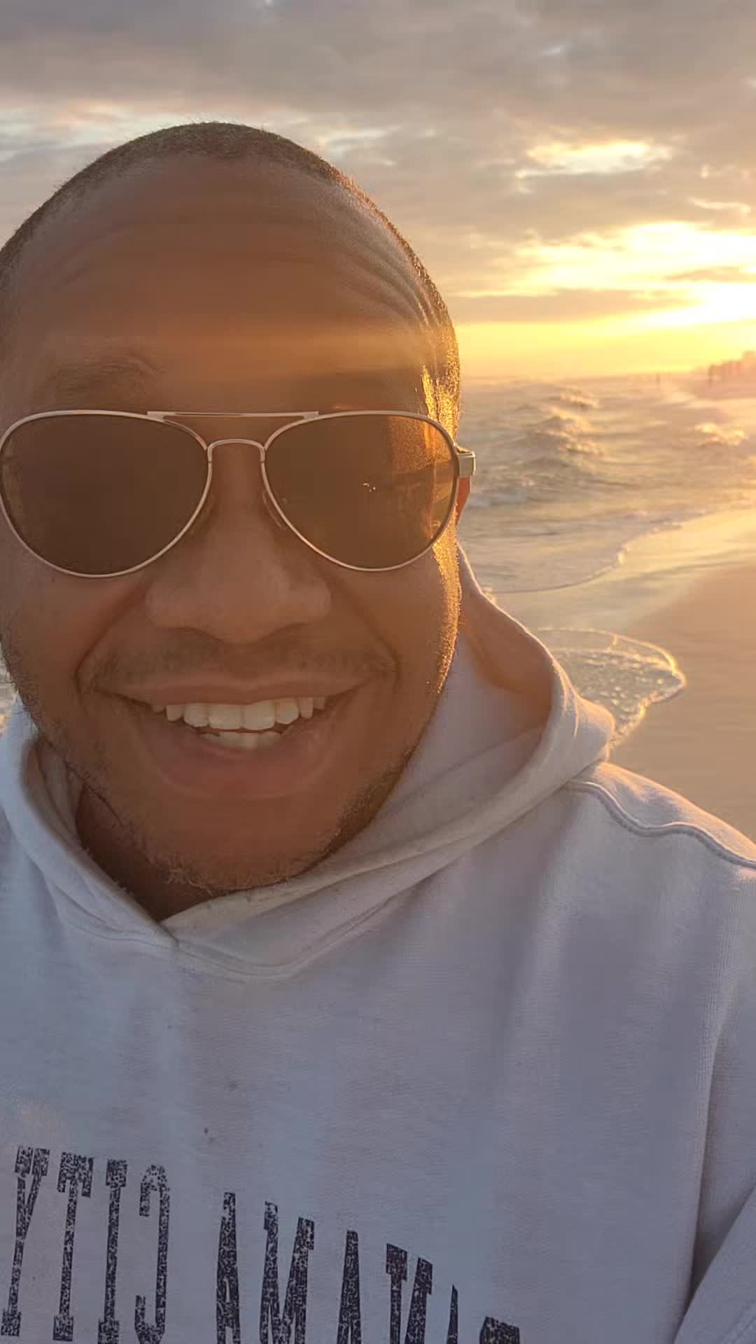 @TheBeachIsFree