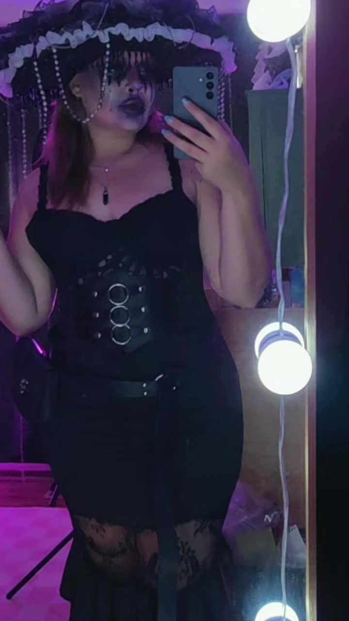 @Kate_Escapism