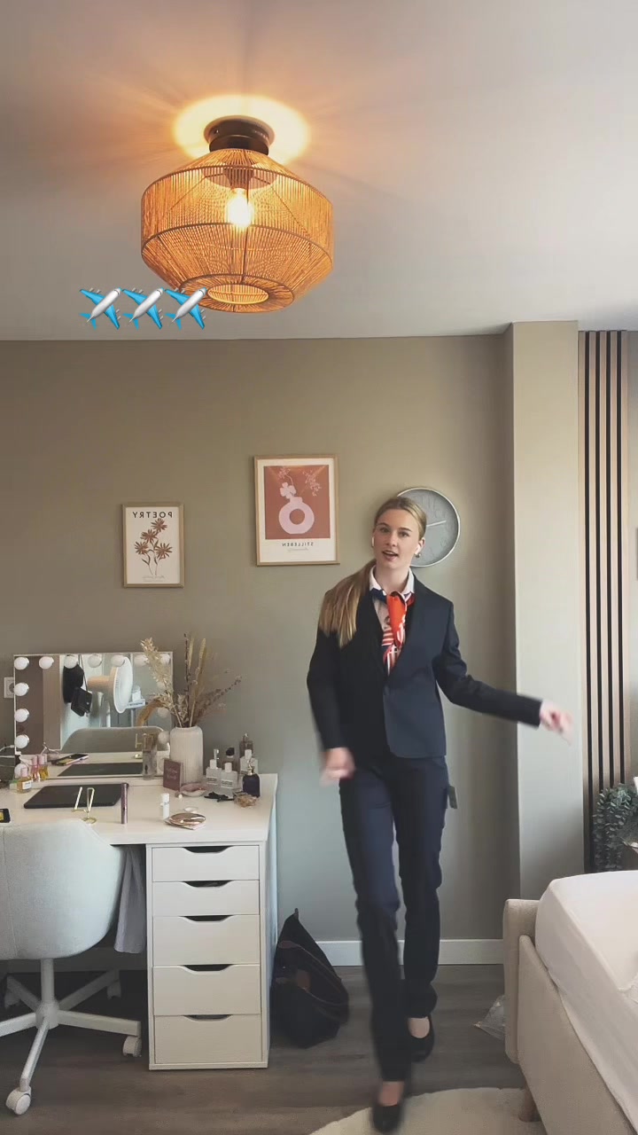 @𝐍𝐨𝐞 𝐡𝐨𝐨𝐠𝐞𝐧𝐝𝐨𝐨𝐫𝐧