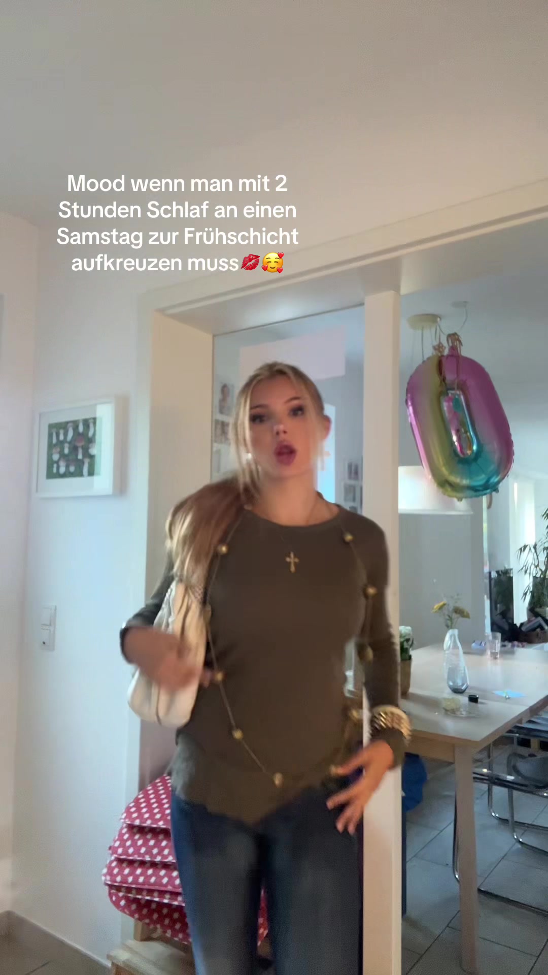 @Ella