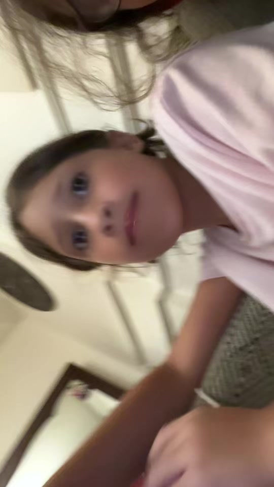 @Ewin the Pengui 🐧🤍🌺