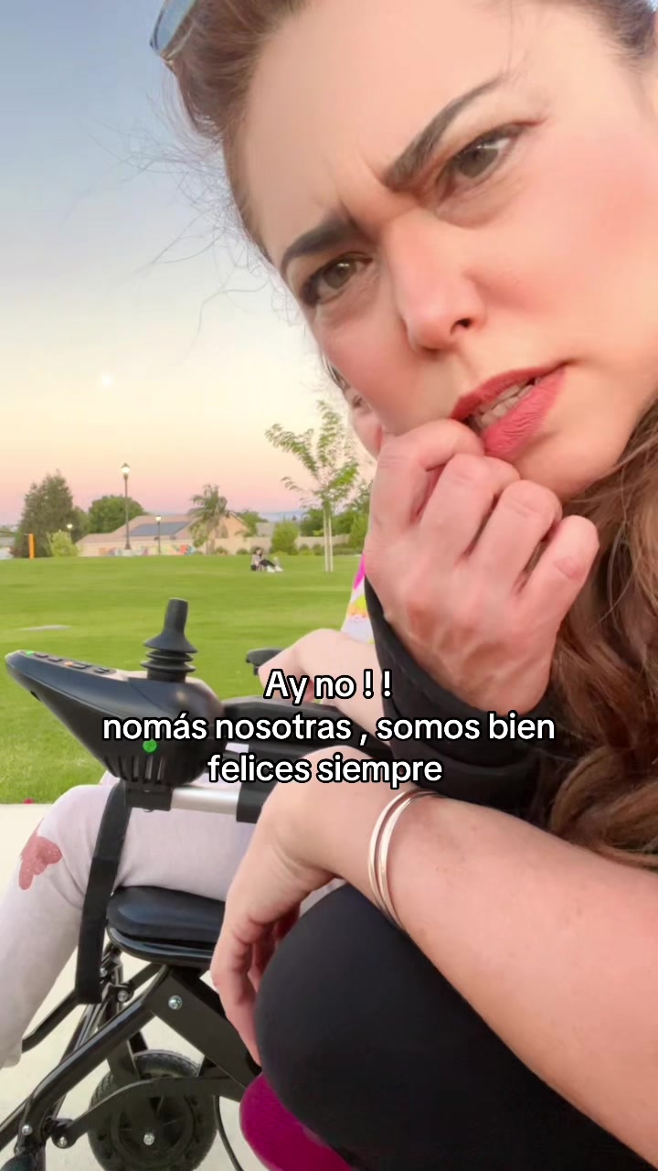 @Lupita Flores