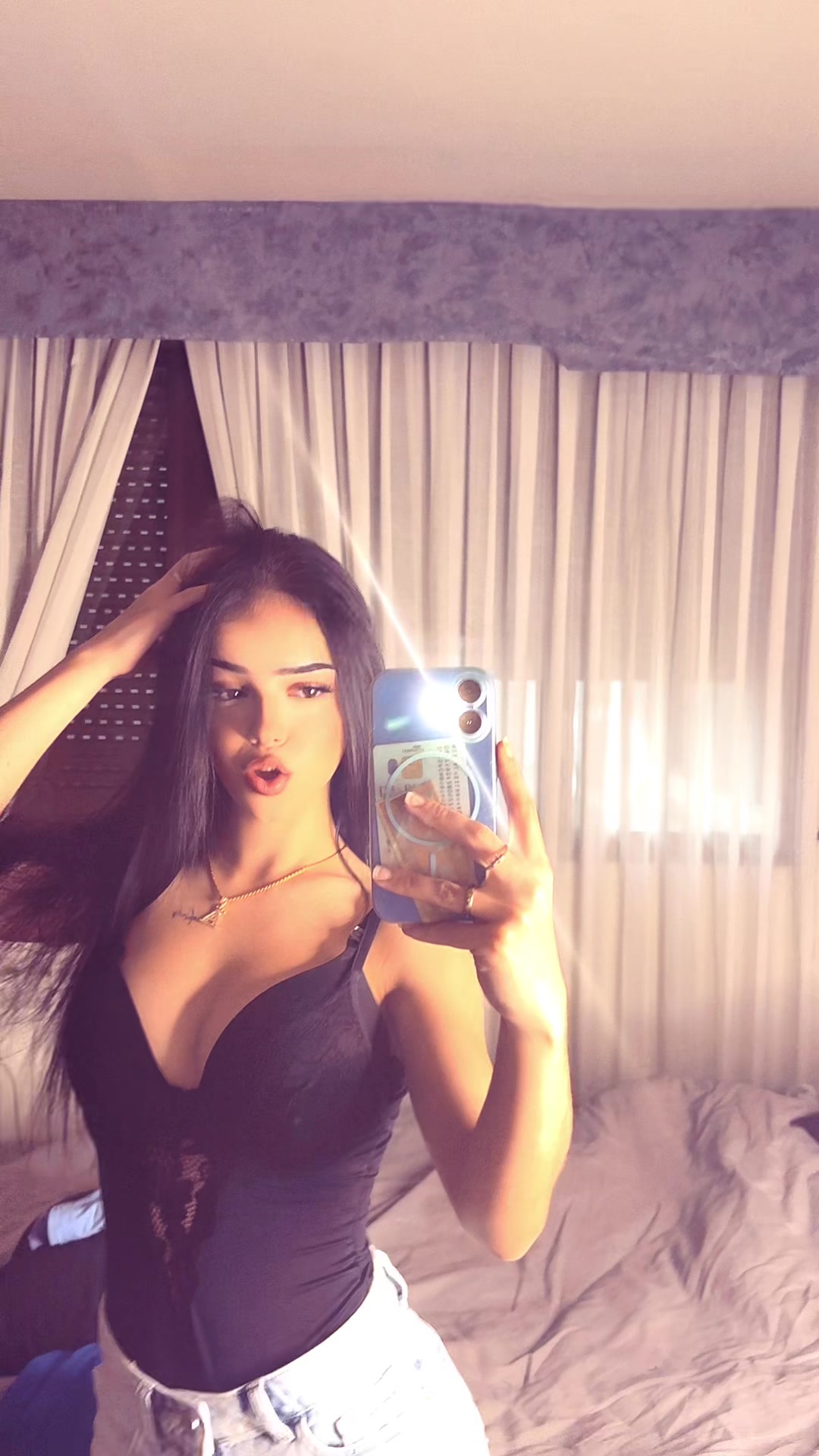 @Alexandra👑
